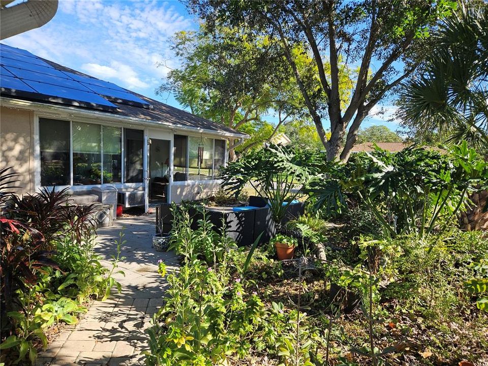 For Sale: $459,900 (3 beds, 2 baths, 2230 Square Feet)