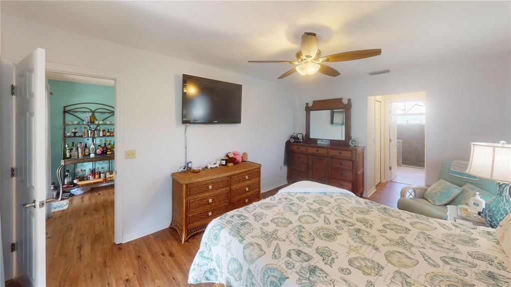 For Sale: $459,900 (3 beds, 2 baths, 2230 Square Feet)