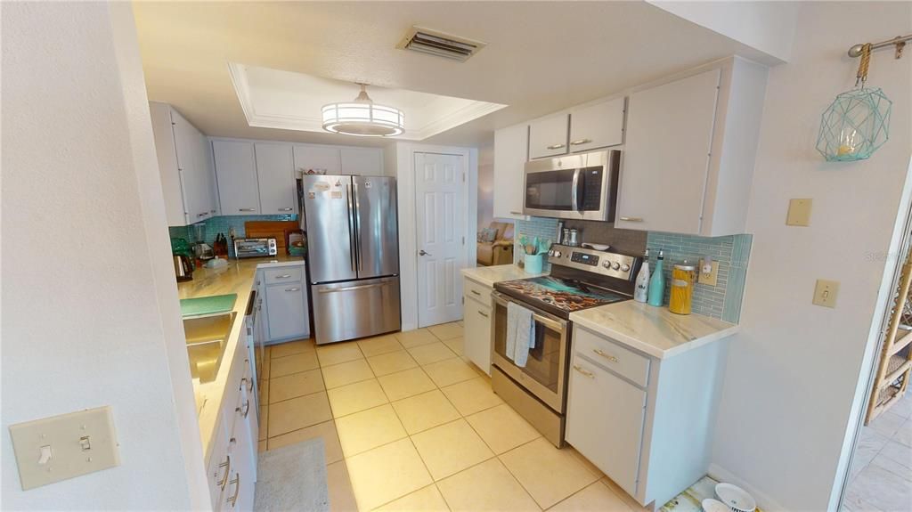 For Sale: $459,900 (3 beds, 2 baths, 2230 Square Feet)