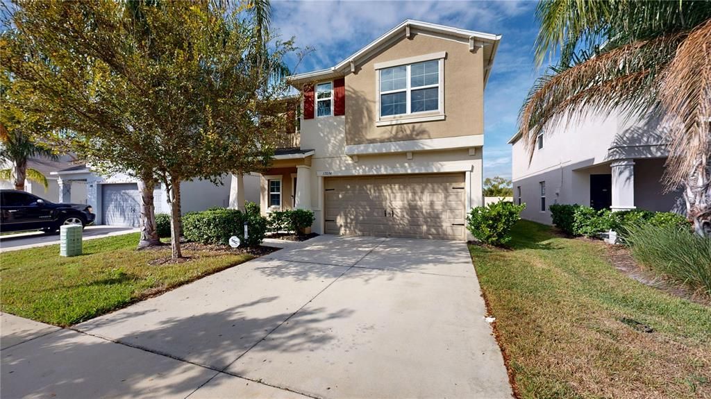 В аренду: $2,750 (6 спален, 3 ванн, 2614 Квадратных фут)