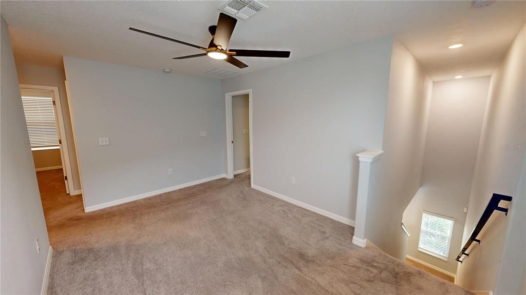 В аренду: $2,750 (6 спален, 3 ванн, 2614 Квадратных фут)