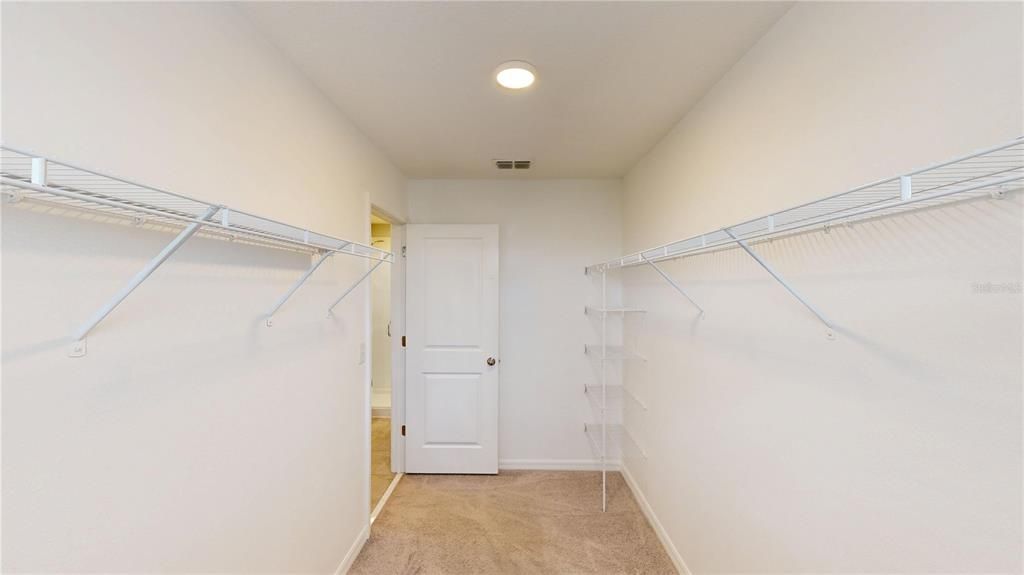 В аренду: $2,750 (6 спален, 3 ванн, 2614 Квадратных фут)