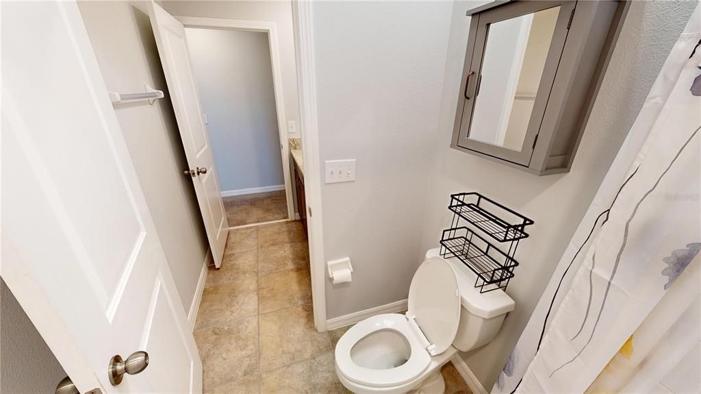 В аренду: $2,750 (6 спален, 3 ванн, 2614 Квадратных фут)