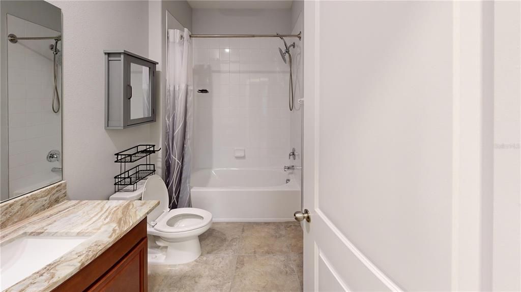 В аренду: $2,750 (6 спален, 3 ванн, 2614 Квадратных фут)