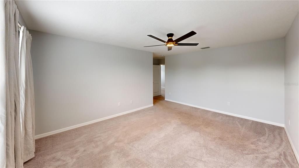 В аренду: $2,750 (6 спален, 3 ванн, 2614 Квадратных фут)