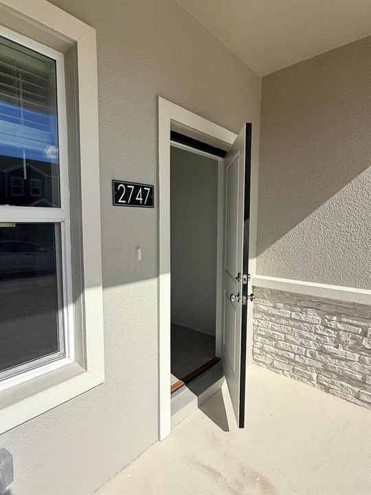 出租: $1,900 (3 贝兹, 2 浴室, 1873 平方英尺)