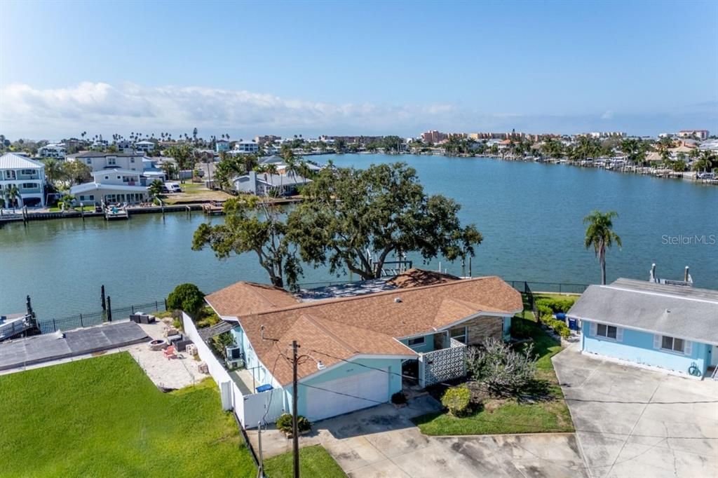 For Rent: $4,700 (3 beds, 3 baths, 1650 Square Feet)