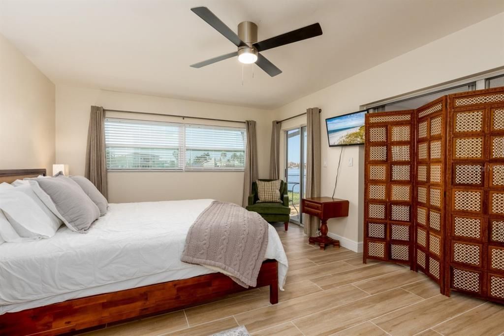 For Rent: $4,700 (3 beds, 3 baths, 1650 Square Feet)