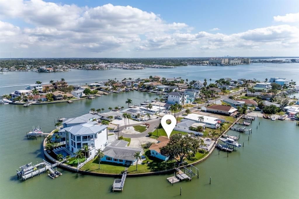 For Rent: $4,700 (3 beds, 3 baths, 1650 Square Feet)