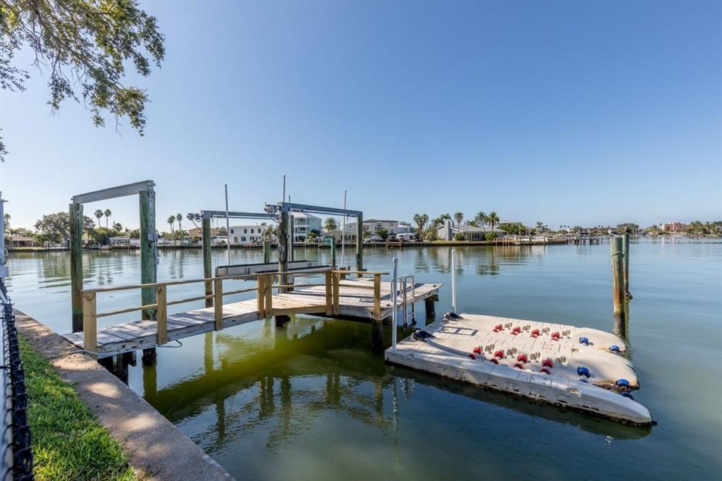 For Rent: $4,700 (3 beds, 3 baths, 1650 Square Feet)