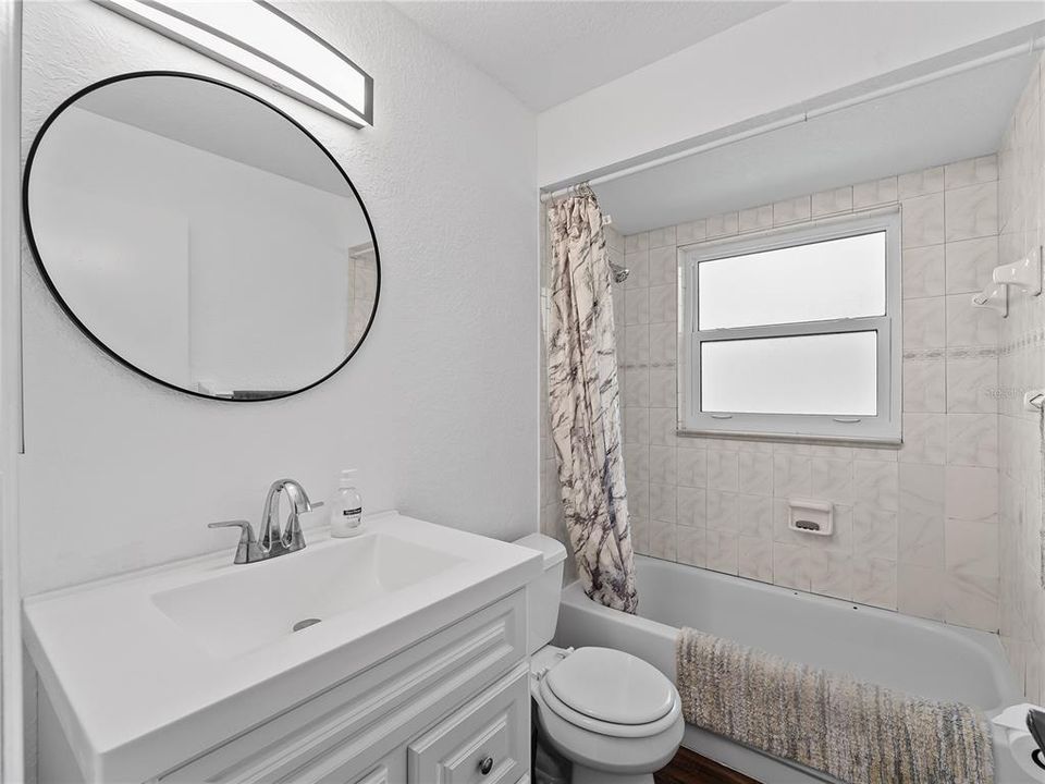 For Sale: $279,000 (3 beds, 2 baths, 1436 Square Feet)