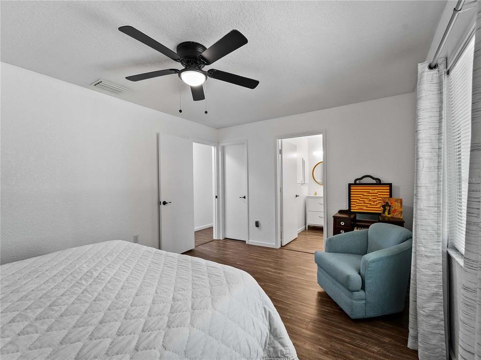 For Sale: $279,000 (3 beds, 2 baths, 1436 Square Feet)