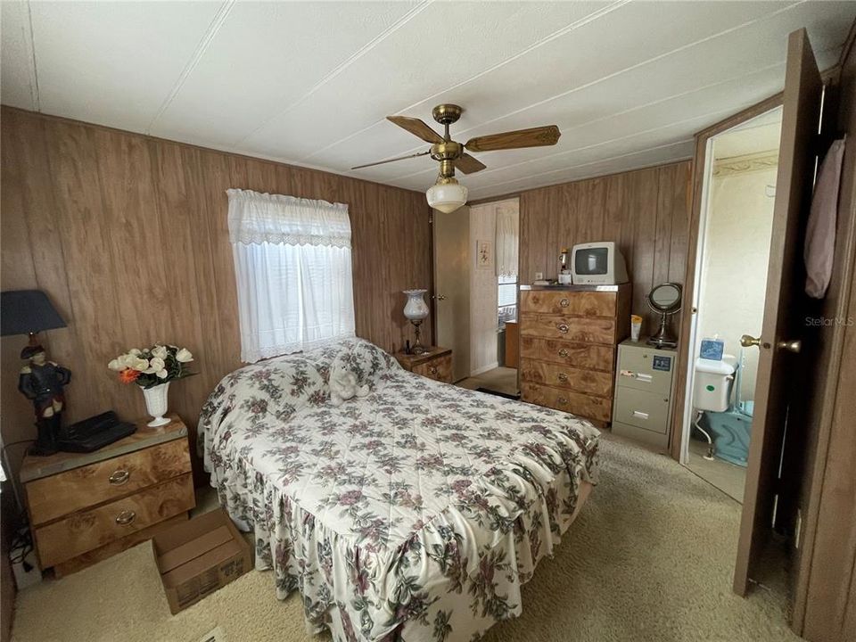 На продажу: $139,000 (2 спален, 1 ванн, 672 Квадратных фут)