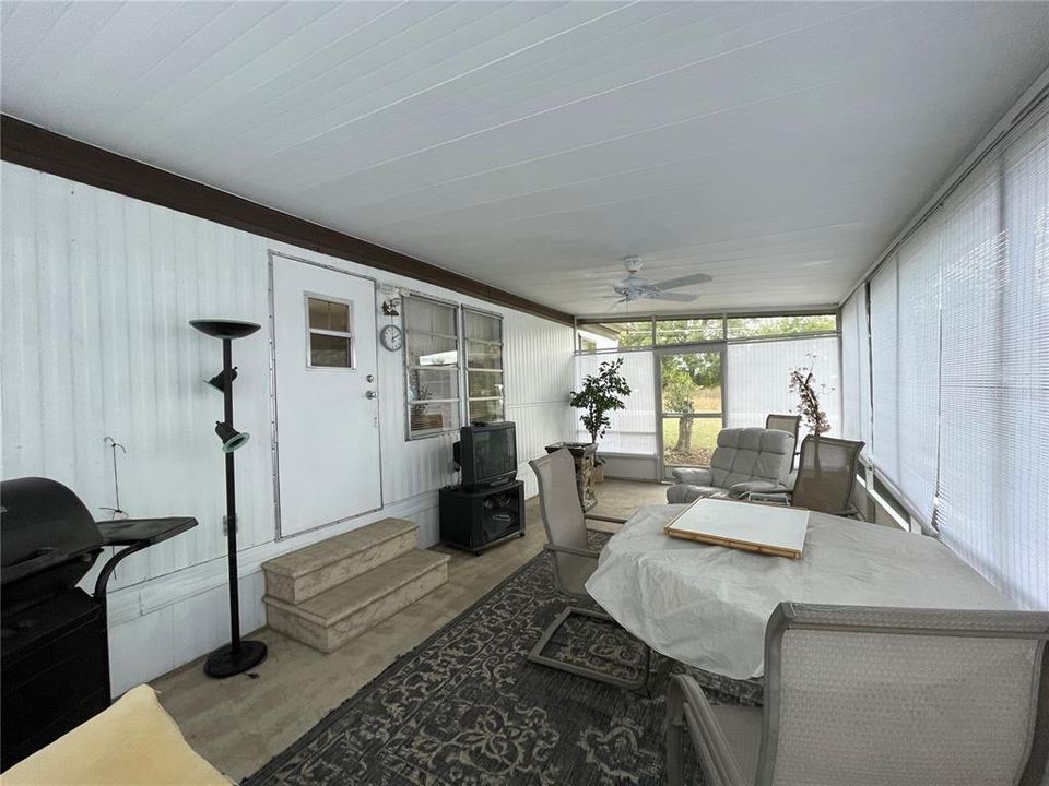 На продажу: $139,000 (2 спален, 1 ванн, 672 Квадратных фут)