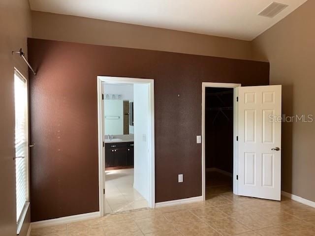 For Rent: $2,050 (3 beds, 2 baths, 1564 Square Feet)