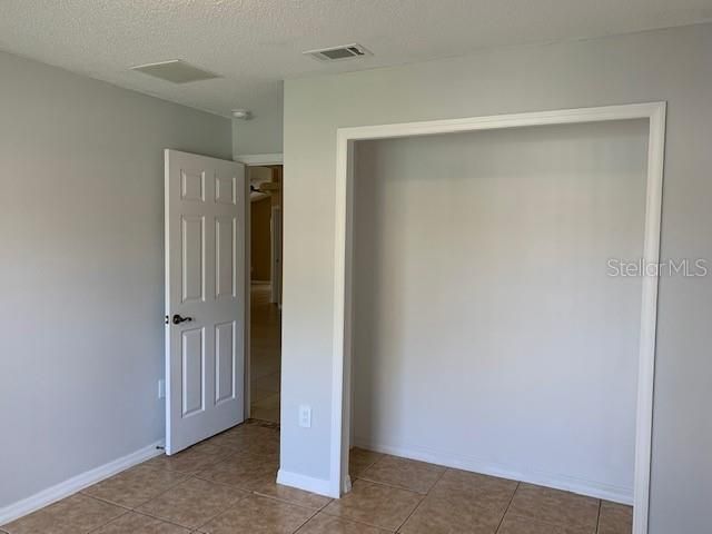 For Rent: $2,050 (3 beds, 2 baths, 1564 Square Feet)