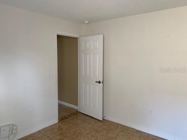 For Rent: $2,050 (3 beds, 2 baths, 1564 Square Feet)
