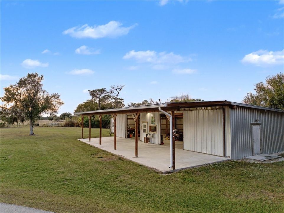 For Sale: $1,500,000 (3 beds, 2 baths, 3009 Square Feet)