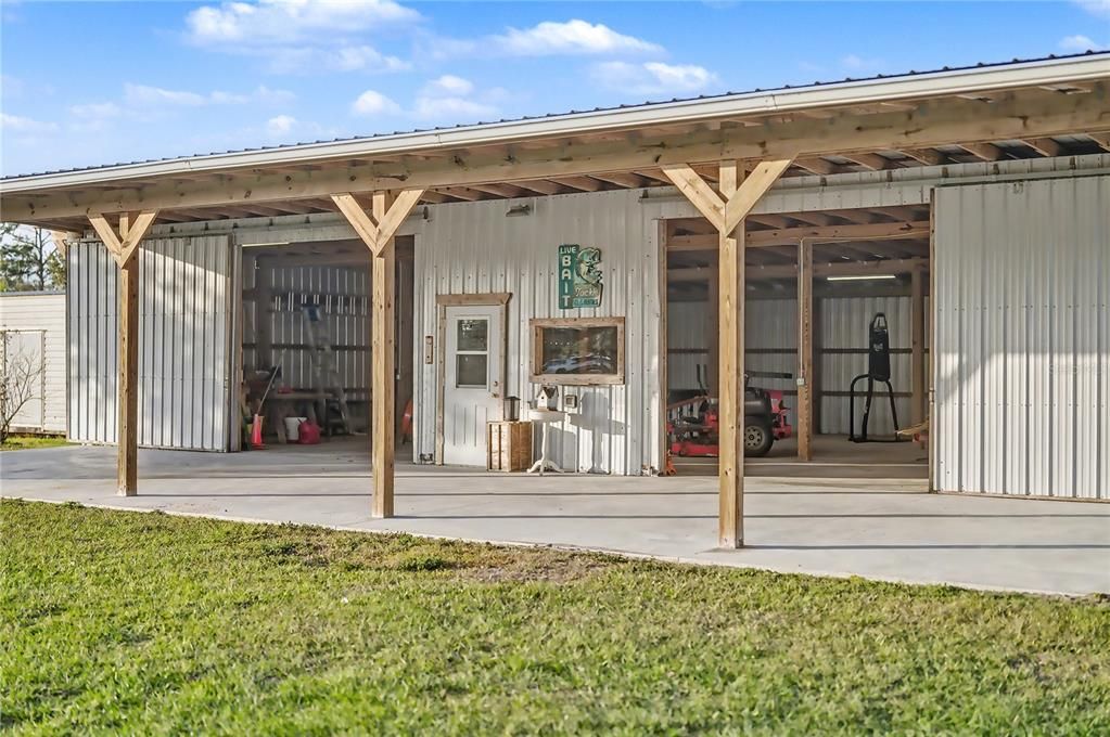 For Sale: $1,500,000 (3 beds, 2 baths, 3009 Square Feet)