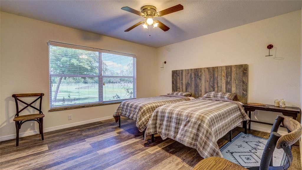 For Sale: $1,500,000 (3 beds, 2 baths, 3009 Square Feet)