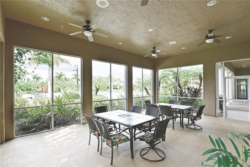 待售: $265,000 (3 贝兹, 2 浴室, 1324 平方英尺)