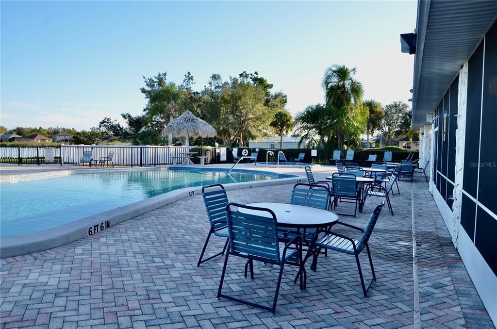 待售: $269,000 (2 贝兹, 2 浴室, 1959 平方英尺)