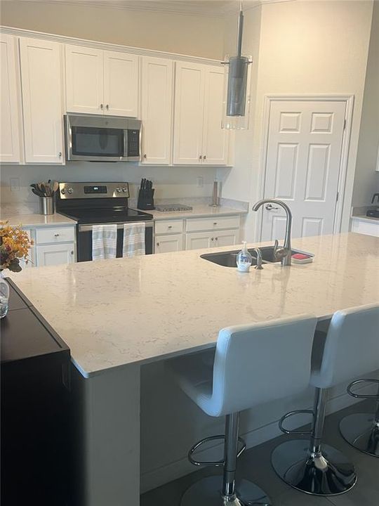 For Rent: $6,300 (2 beds, 2 baths, 1336 Square Feet)