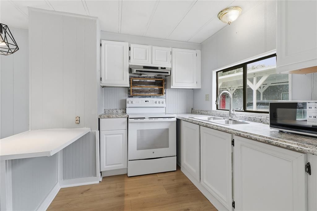 En Venta: $185,000 (3 camas, 2 baños, 1152 Pies cuadrados)