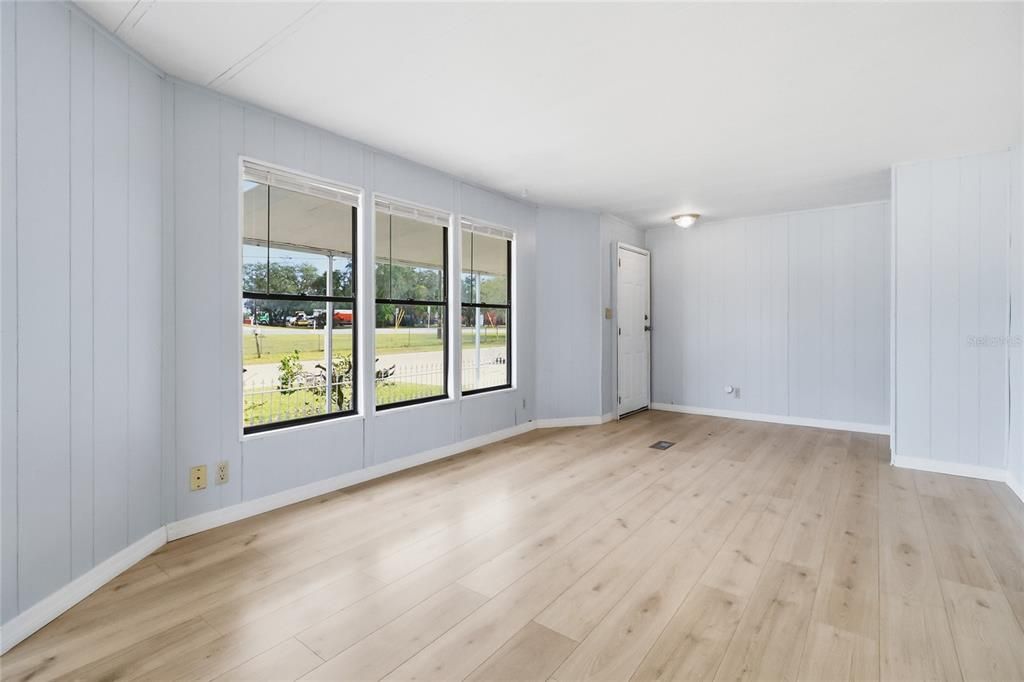 En Venta: $185,000 (3 camas, 2 baños, 1152 Pies cuadrados)