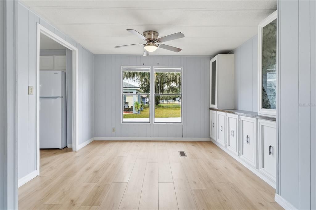 En Venta: $185,000 (3 camas, 2 baños, 1152 Pies cuadrados)