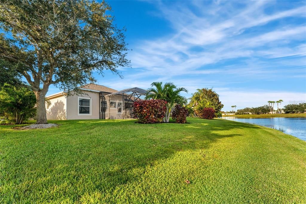 En Venta: $729,000 (4 camas, 3 baños, 2325 Pies cuadrados)