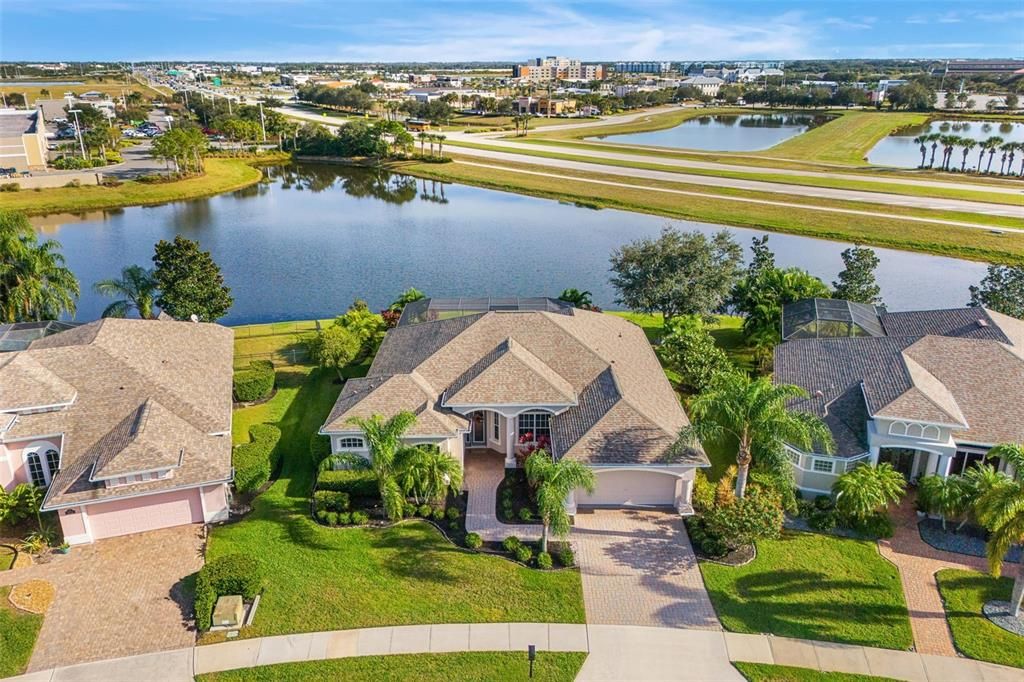 En Venta: $729,000 (4 camas, 3 baños, 2325 Pies cuadrados)