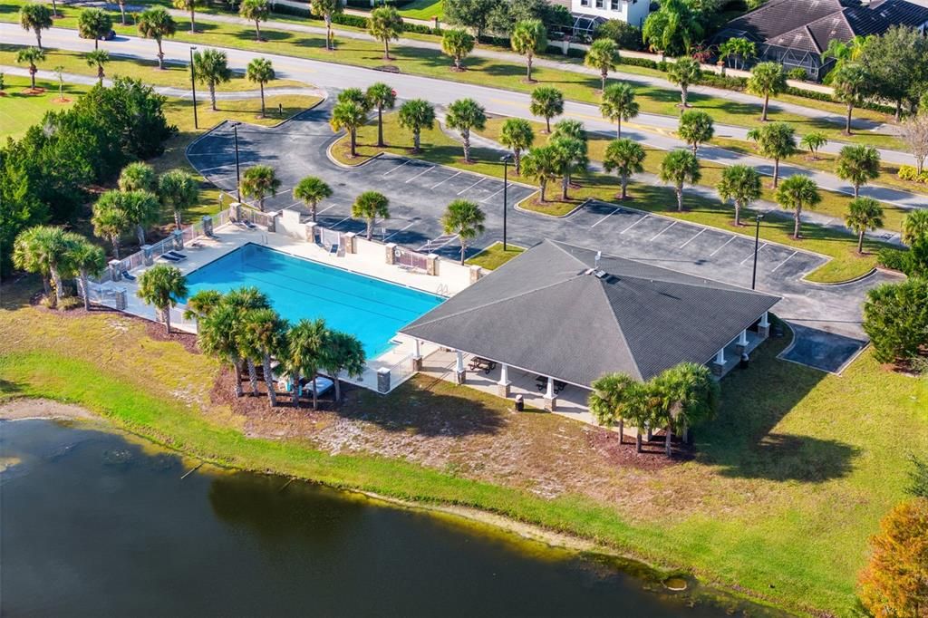 En Venta: $729,000 (4 camas, 3 baños, 2325 Pies cuadrados)