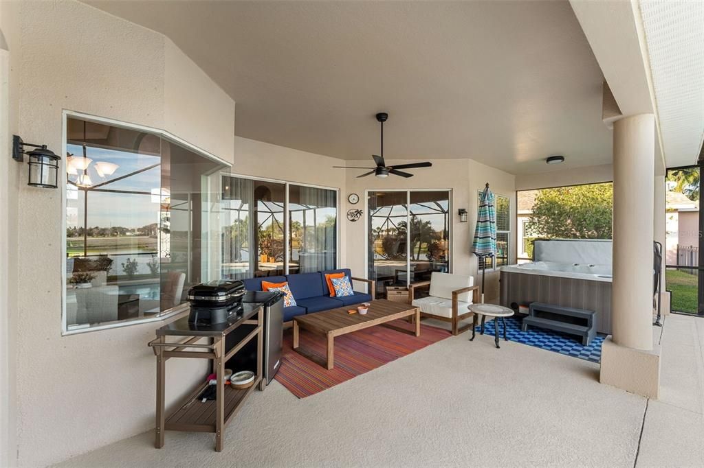 En Venta: $729,000 (4 camas, 3 baños, 2325 Pies cuadrados)