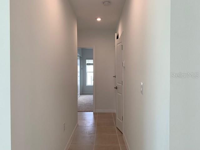 For Rent: $2,200 (4 beds, 2 baths, 1952 Square Feet)