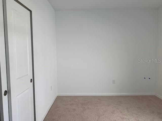 For Rent: $2,200 (4 beds, 2 baths, 1952 Square Feet)