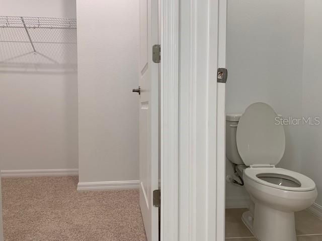 For Rent: $2,200 (4 beds, 2 baths, 1952 Square Feet)