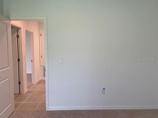 For Rent: $2,200 (4 beds, 2 baths, 1952 Square Feet)