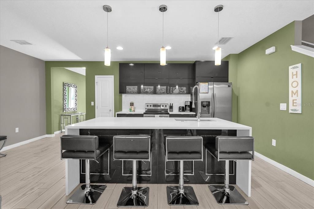 For Sale: $465,000 (4 beds, 3 baths, 1778 Square Feet)