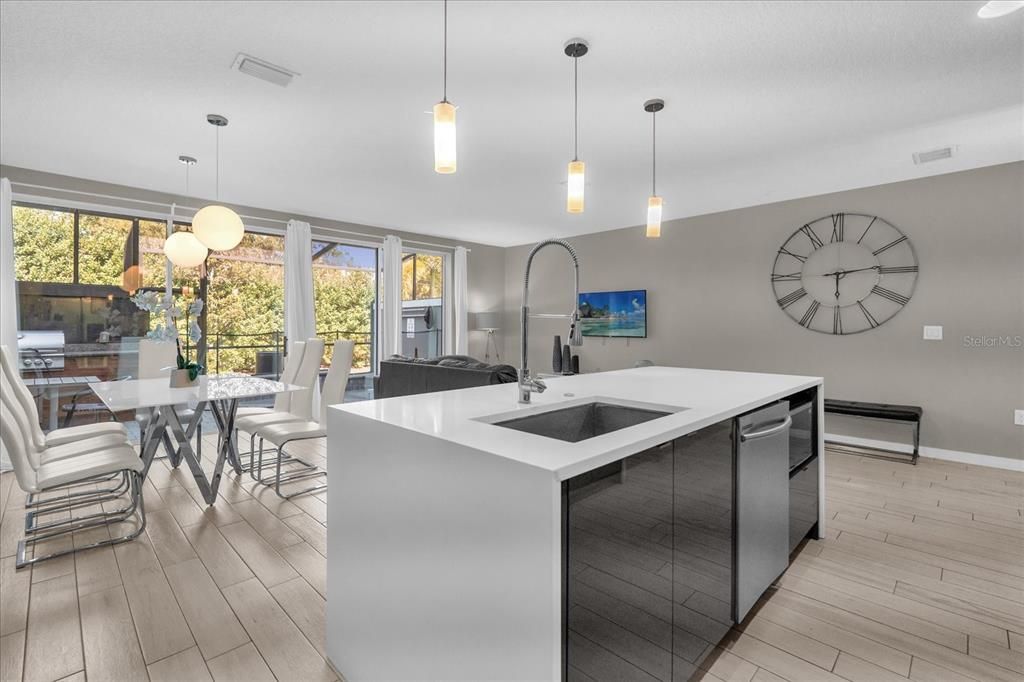 For Sale: $465,000 (4 beds, 3 baths, 1778 Square Feet)