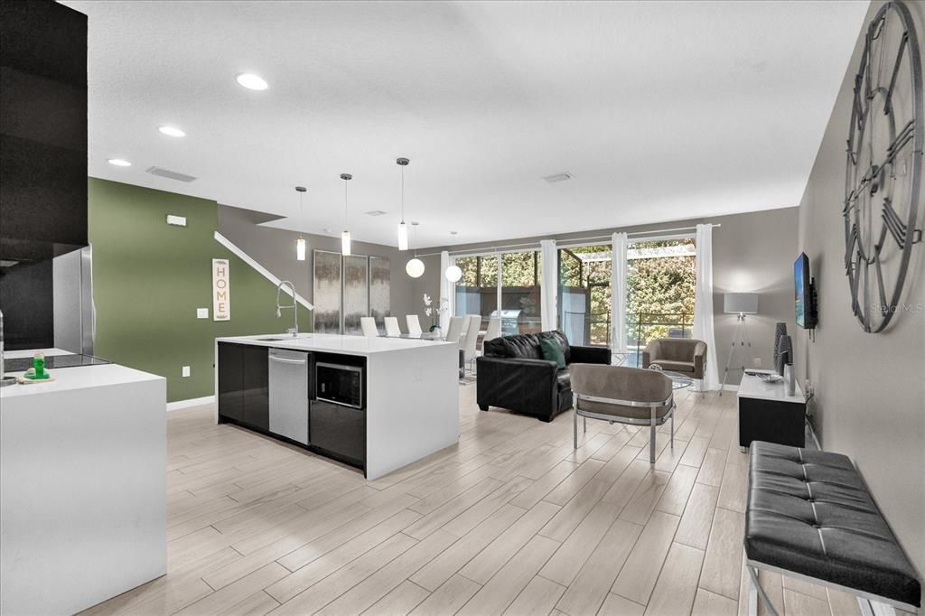 For Sale: $465,000 (4 beds, 3 baths, 1778 Square Feet)