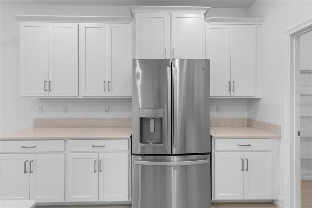 На продажу: $449,900 (3 спален, 2 ванн, 2092 Квадратных фут)