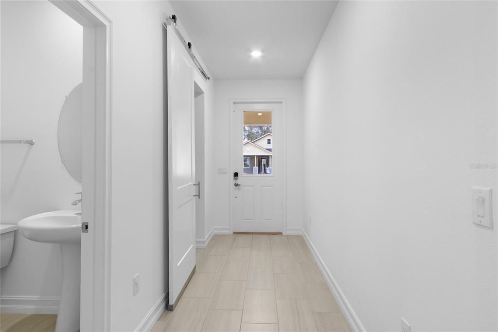 На продажу: $449,900 (3 спален, 2 ванн, 2092 Квадратных фут)