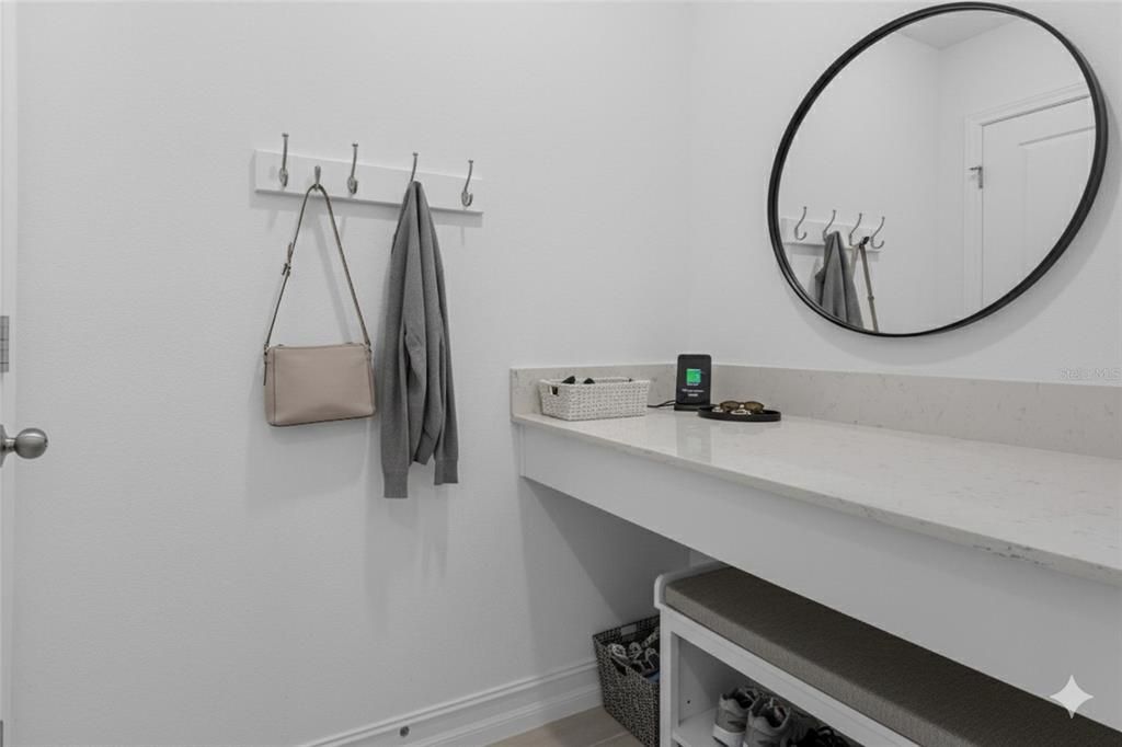 На продажу: $449,900 (3 спален, 2 ванн, 2092 Квадратных фут)