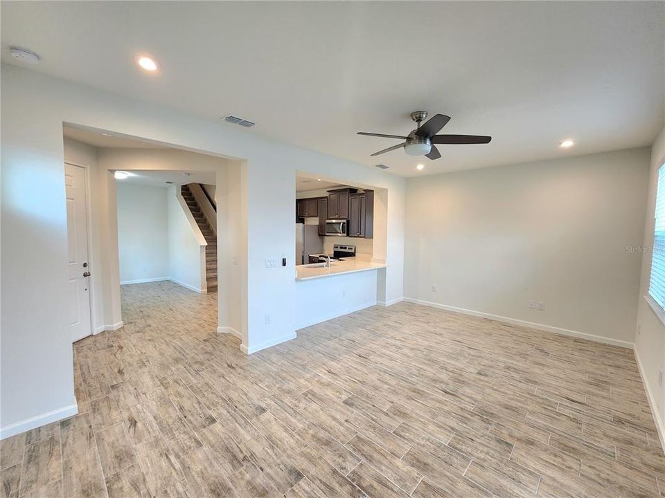 For Rent: $2,500 (3 beds, 2 baths, 1739 Square Feet)