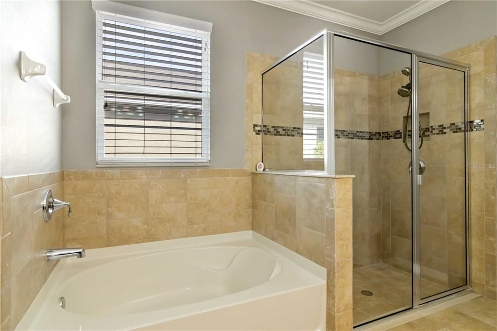 For Sale: $540,000 (3 beds, 2 baths, 1842 Square Feet)