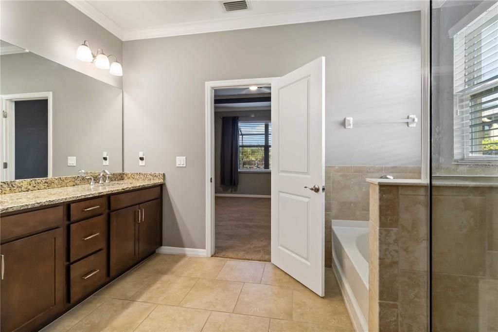 For Sale: $540,000 (3 beds, 2 baths, 1842 Square Feet)