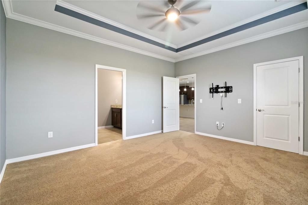 For Sale: $540,000 (3 beds, 2 baths, 1842 Square Feet)