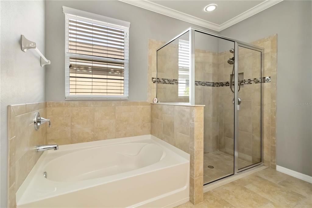 For Sale: $540,000 (3 beds, 2 baths, 1842 Square Feet)