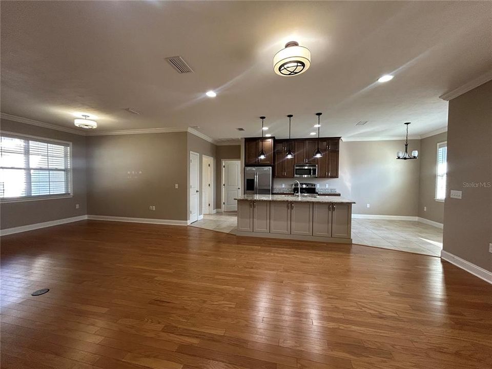 En Renta: $2,500 (4 camas, 2 baños, 1728 Pies cuadrados)